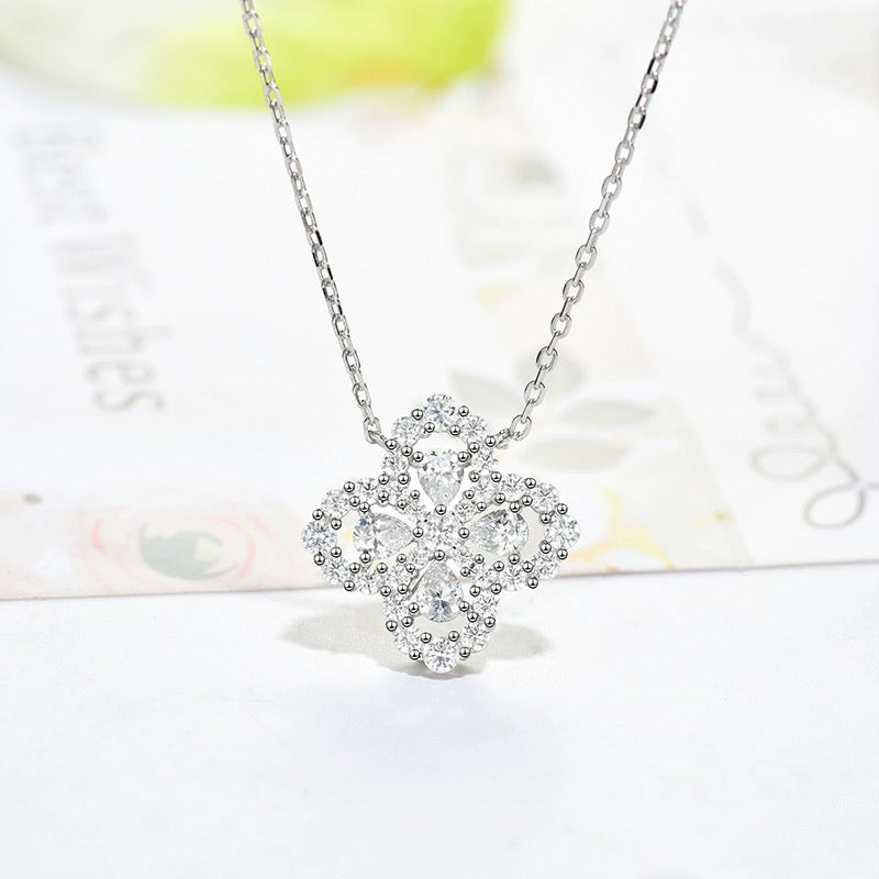 ??Loco?¡¥LOOP NECKLACE FULL MOTIF DIAMOND 16MM MULTIPLE COLORS