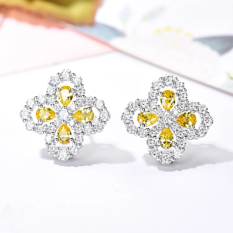 ??Loco?¡¥LOOP EARRINGS FULL MOTIF DIAMOND 16MM
