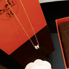 ??Loco?¡¥H WHITE SQUARE GOLD NECKLACE