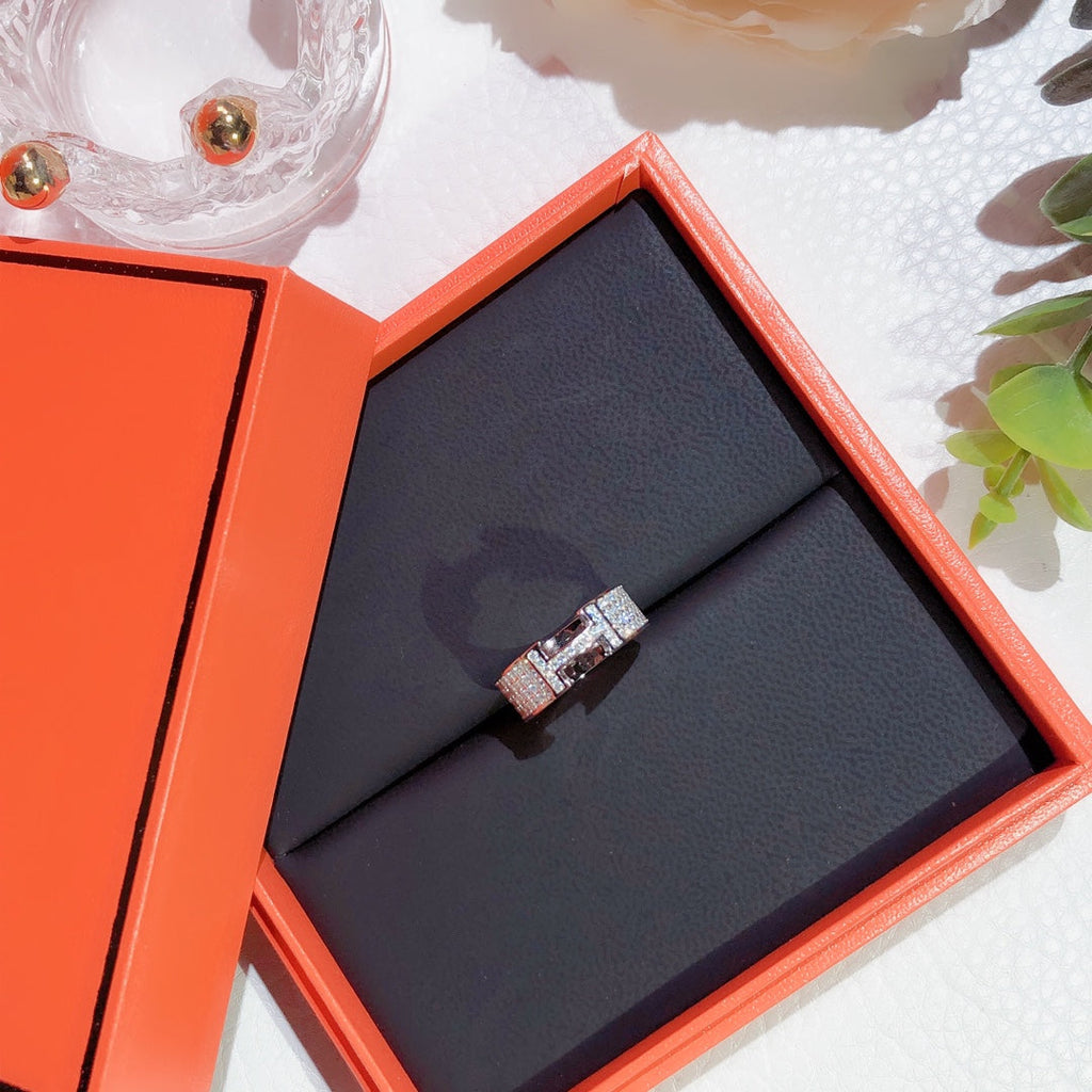 ??Loco?¡¥H RING FULL DIAMOND