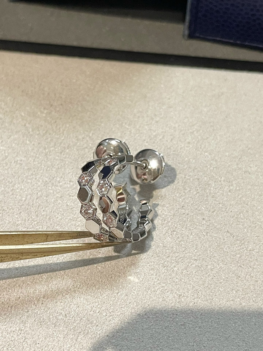 ??Loco?¡¥BEE LOVE Earrings Silver