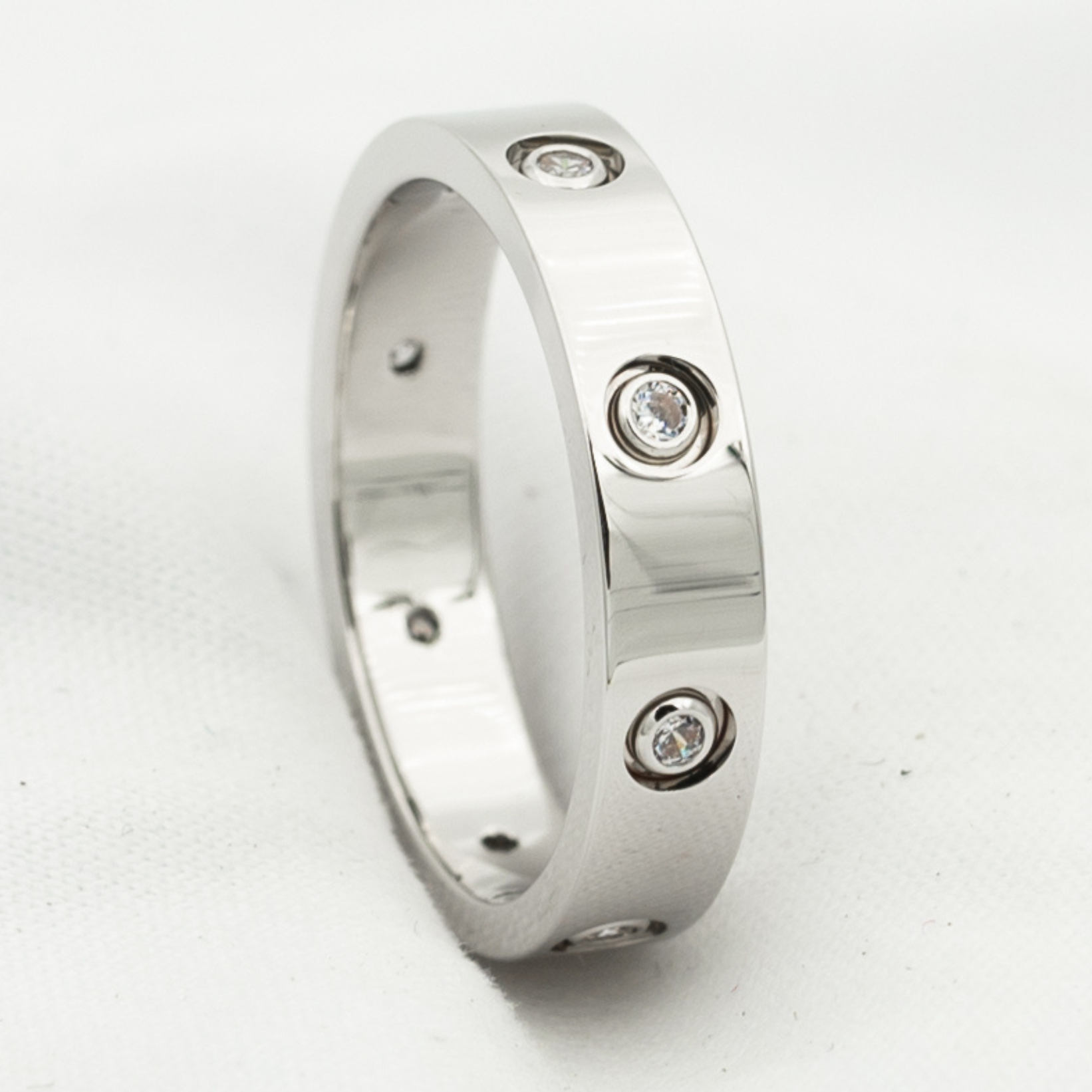 ??Loco?¡¥LOVE RING 3.6MM 8 DIAMONDS