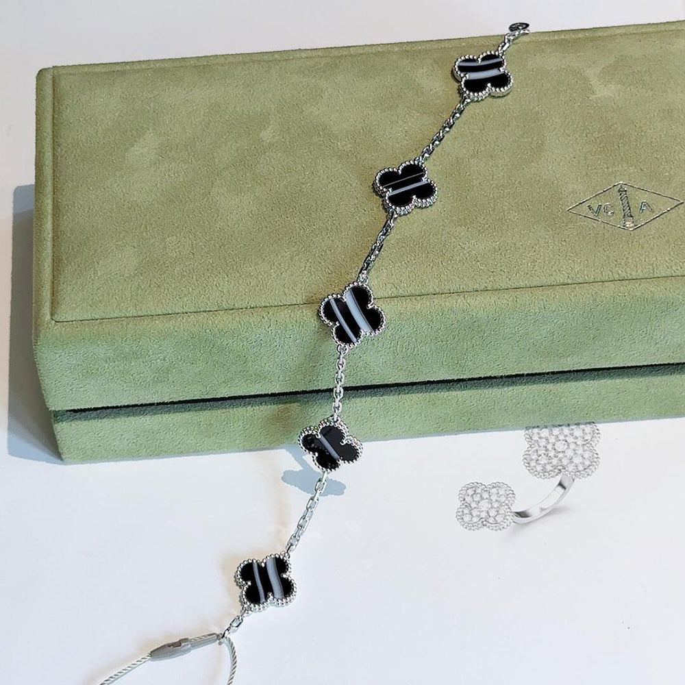 ??Loco?¡¥CLOVER 5 MOTIF VEINED ONYX BRACELET SILVER