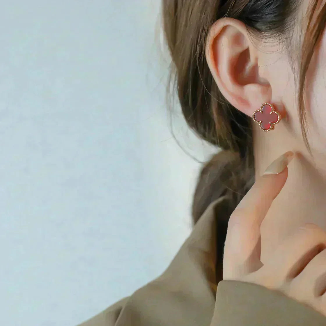 ??Loco?¡¥CLOVER MEDIUM 1 MOTIFS CARNELIAN  EARRINGS
