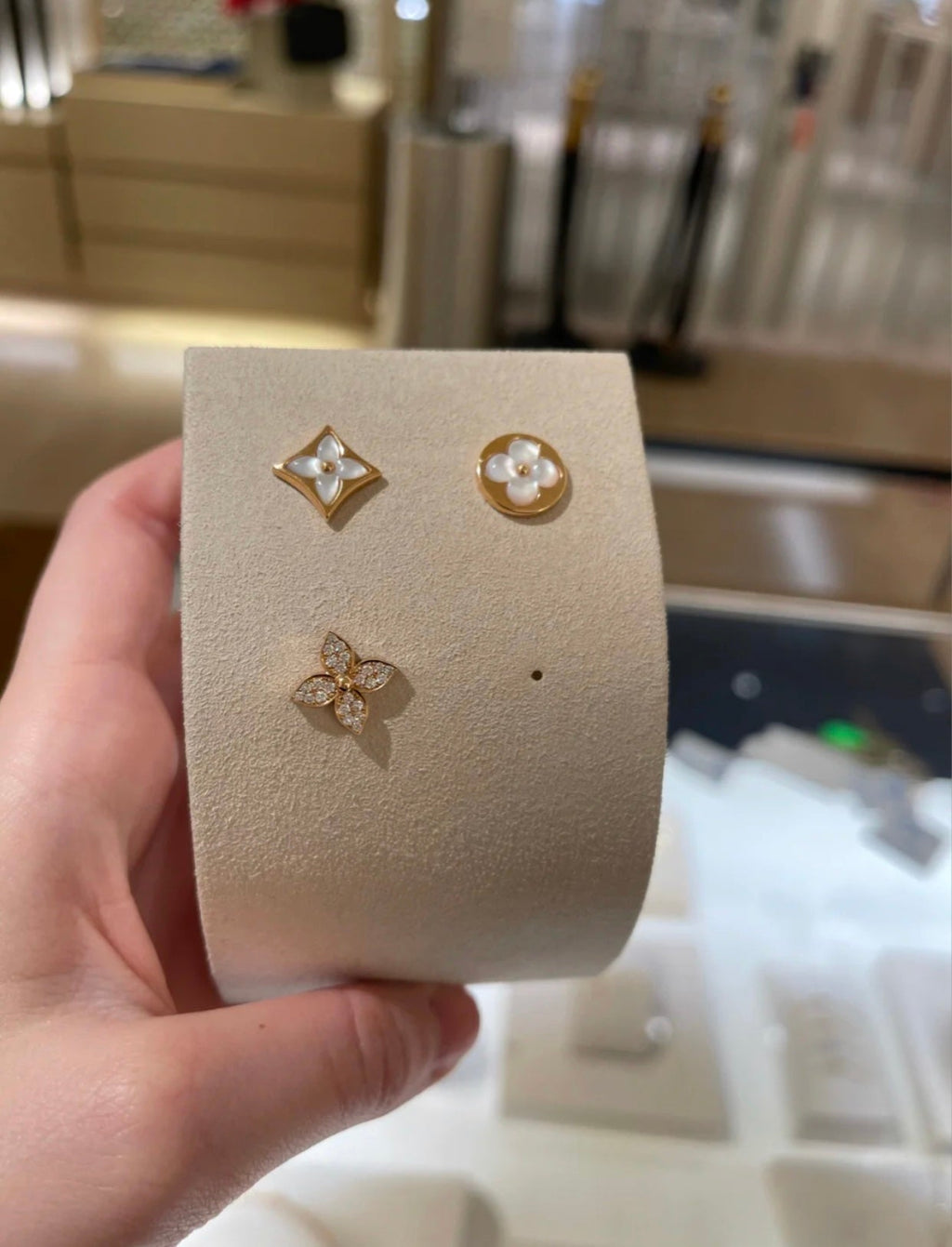 ??Loco?¡¥STAR BLOSSOM STUD EARRINGS PINK GOLD DIAMONDS