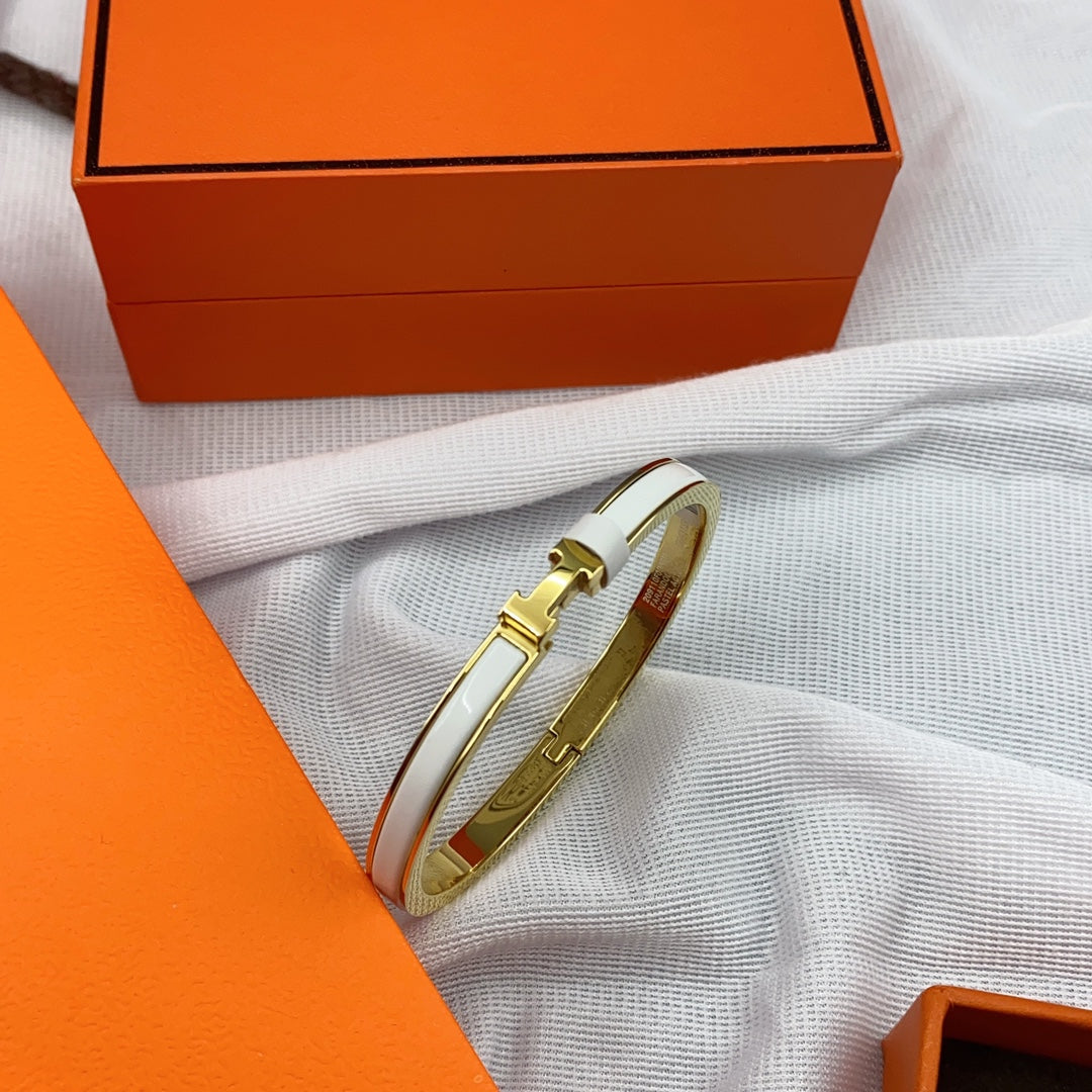 ??Loco?¡¥CLASSIC HM CLIC WHITE 8MM ENAMEL BRACELET