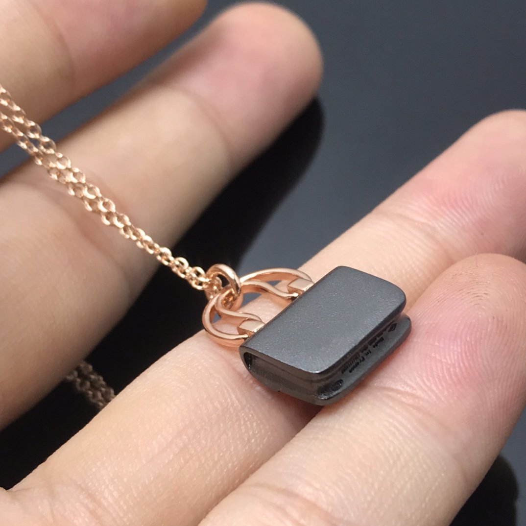 ??Loco?¡¥WOMEN'S HM AMULETTES CONSTANCE PENDANT NECKLACE