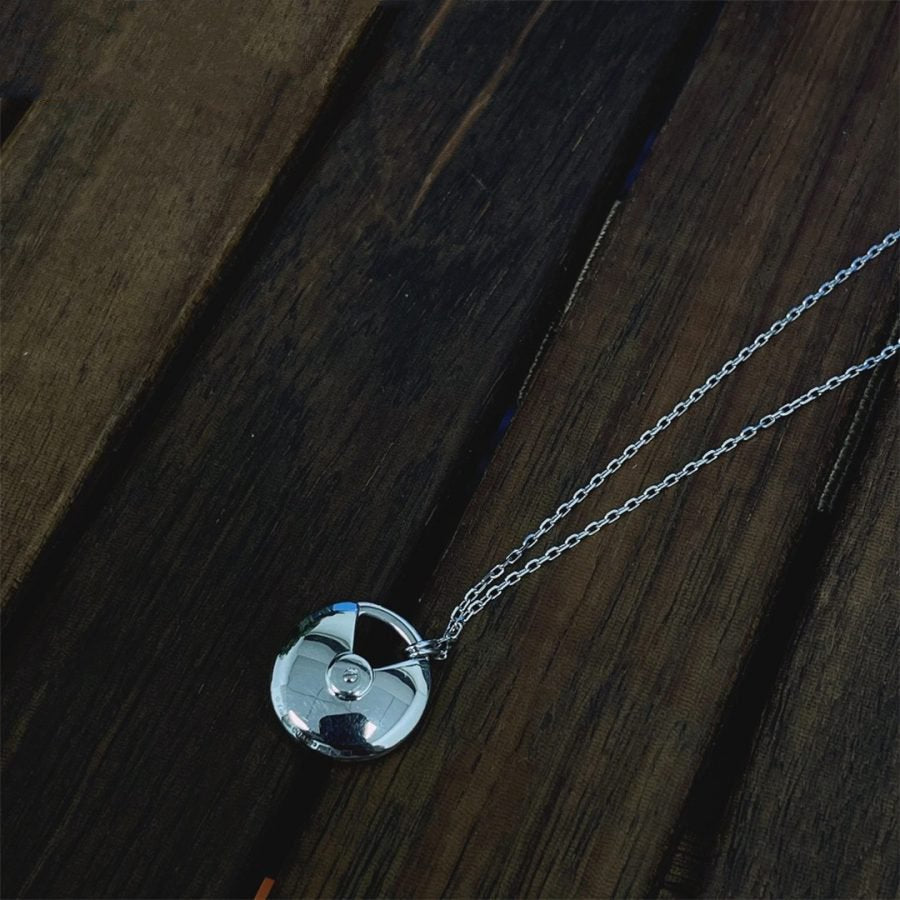??Loco?¡¥AMULETTE SILVER FULL DIAMOND NECKLACE
