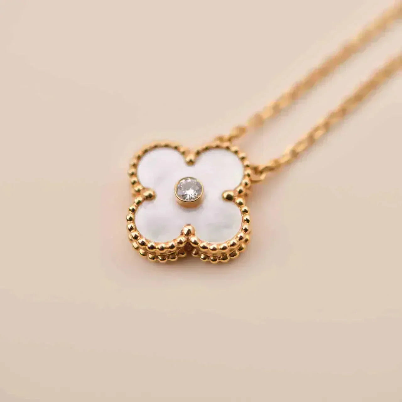 ??Loco?¡¥CLOVER 15MM DIAMOND WHITE FRITILLARIA NECKLACE