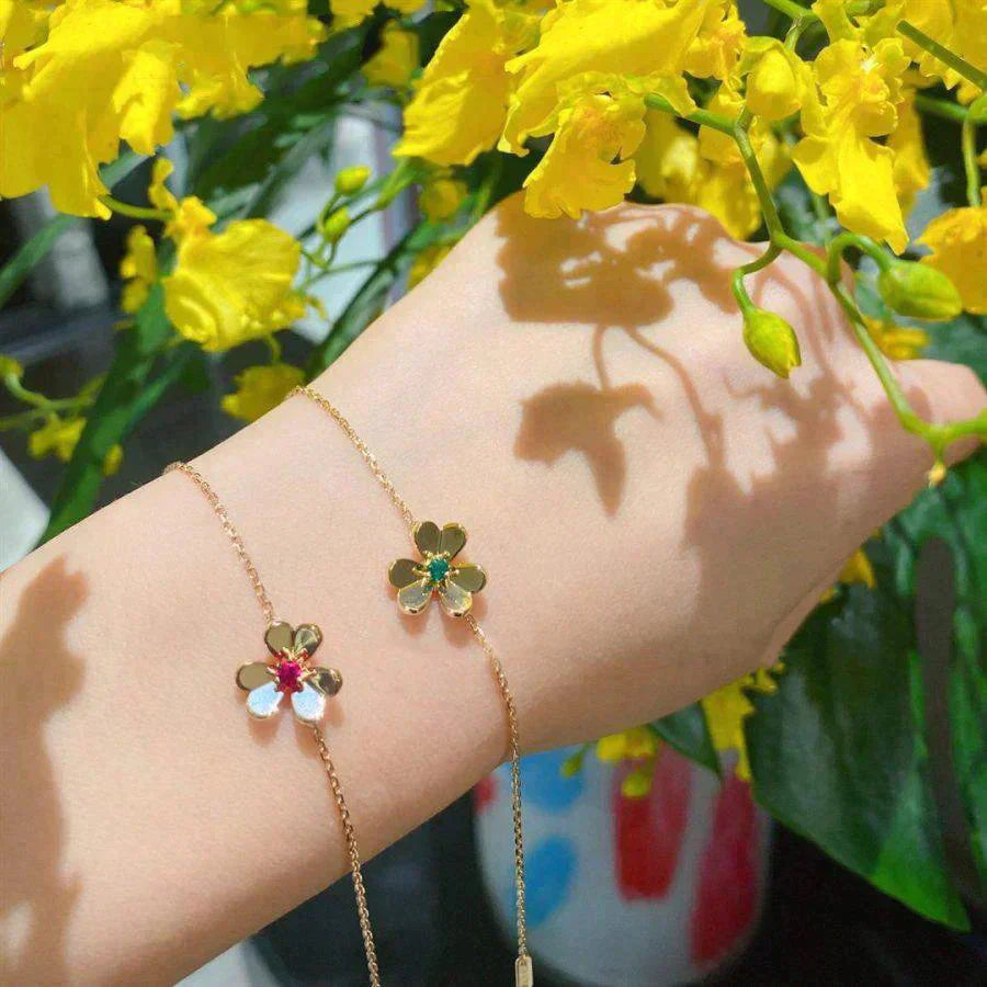 ??Loco?¡¥FRIVOLE GOLD FLOWER PINK MALACHITE BRACELET