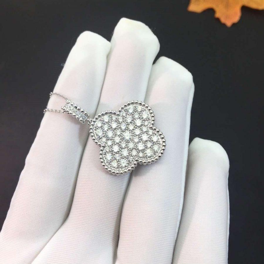 ??Loco?¡¥CLOVER 25MM SILVER FULL DIAMOND BIG CLOVER NECKLACE