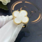 ??Loco?¡¥CLOVER WHITE MOP RING