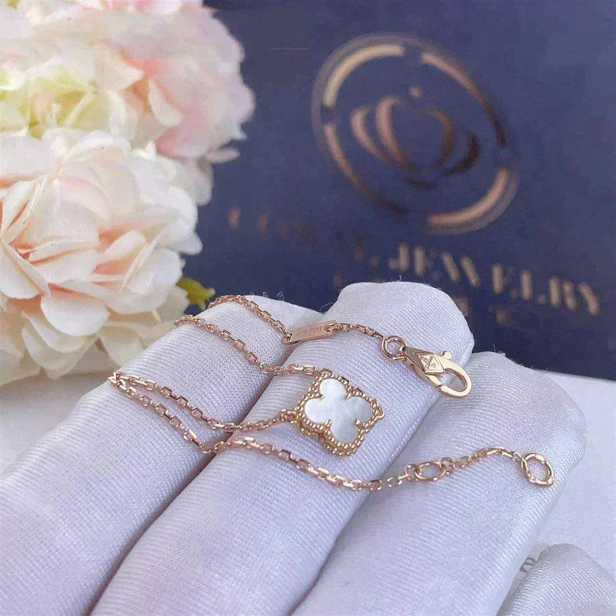??Loco?¡¥CLOVER WHITE MOP SINGLE FLOWER BRACELET