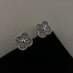 ??Loco?¡¥CLOVER MINI DIAMOND STUD EARRINGS